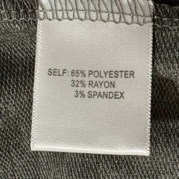 NEW Jane and Delancey Camo T-shirt Size S - Picture 8 of 8